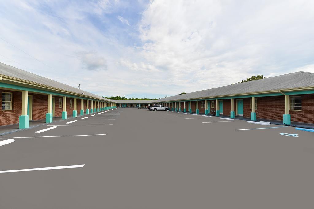 Americas Best Value Inn Suites South Boston Kültér fotó