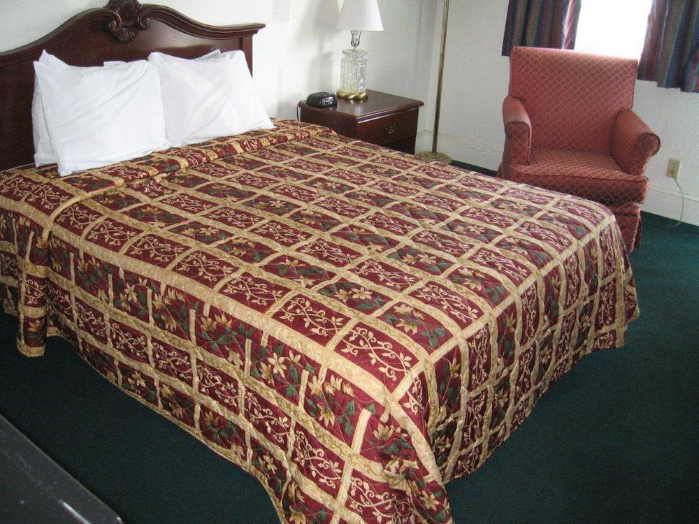 Americas Best Value Inn Suites South Boston Szoba fotó